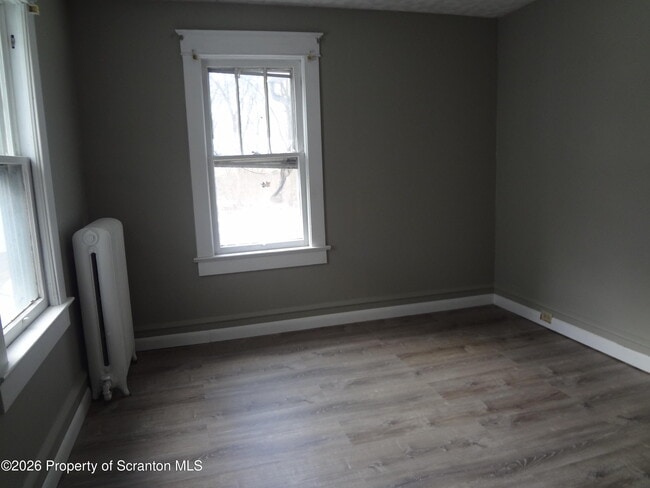 Building Photo - 52 Center St