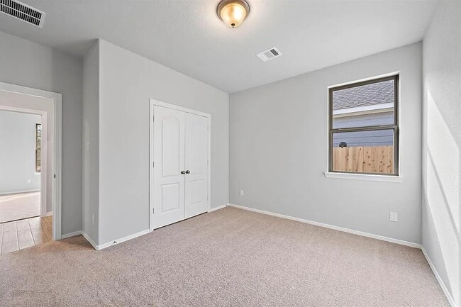 Building Photo - 14520 Jelly Pnes Dr