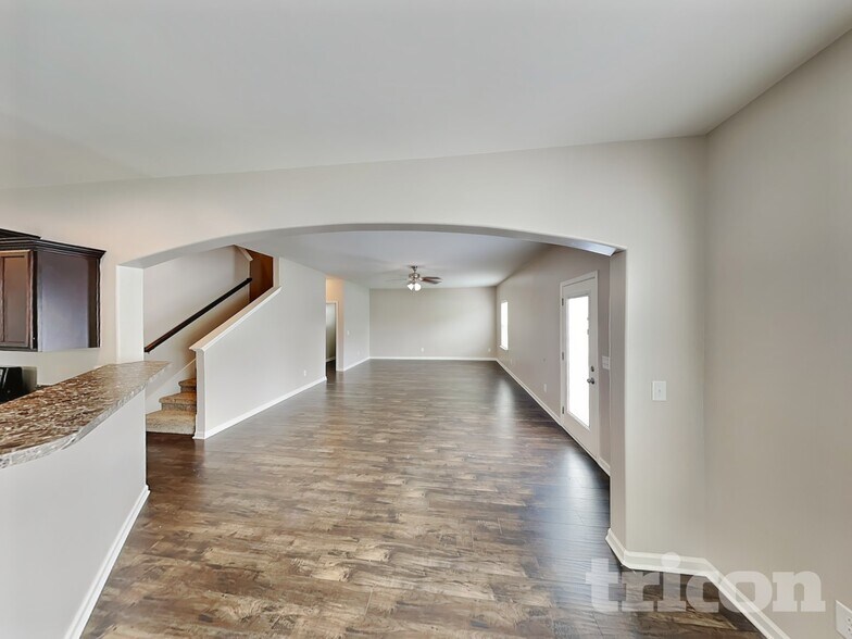 Building Photo - 1113 Carrington Pl