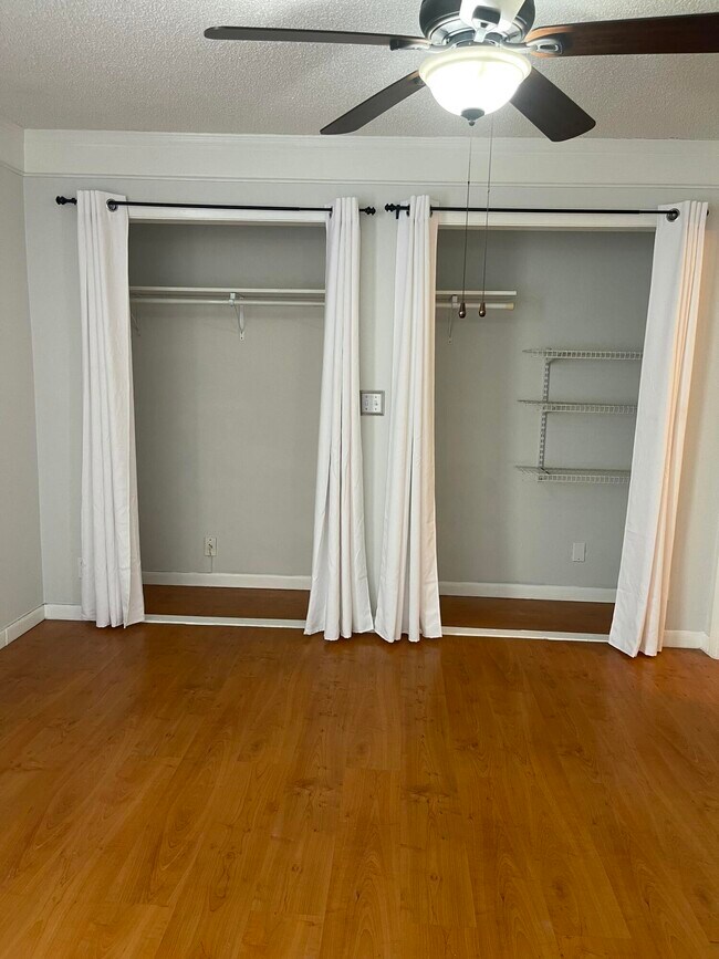 Building Photo - 7173 Orange Dr