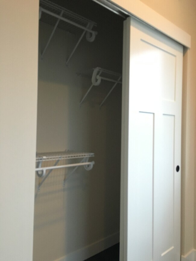 Building Photo - 2311 E John St