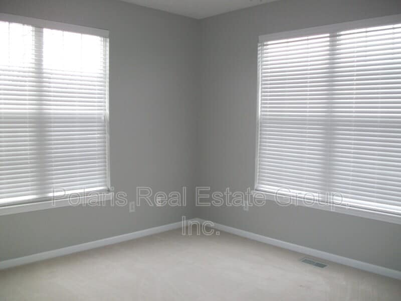 Building Photo - 2215 Colfax Ln