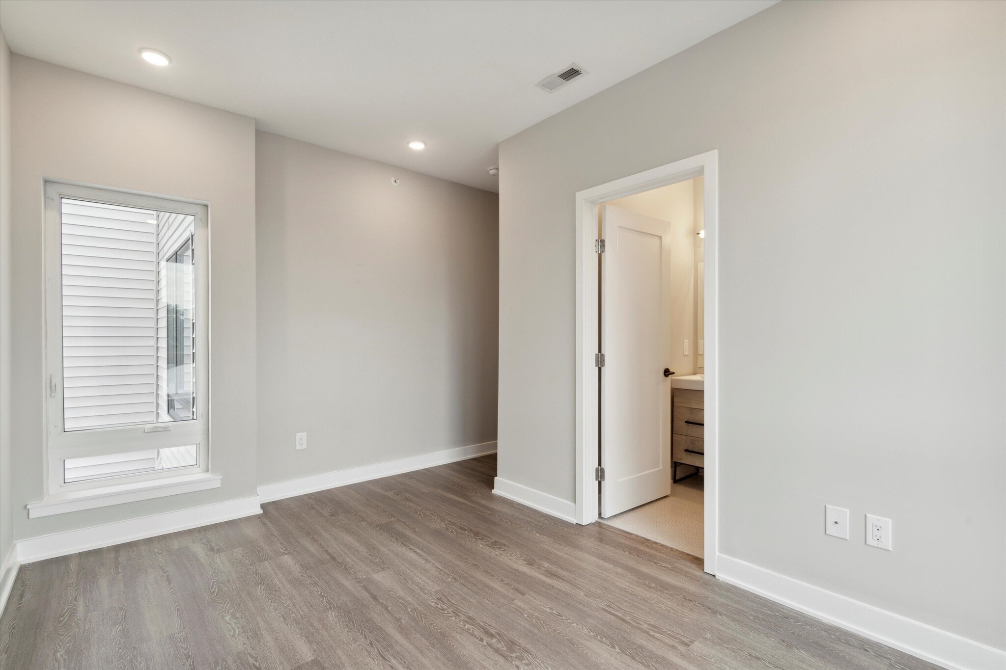 Building Photo - 1841 N Gratz St