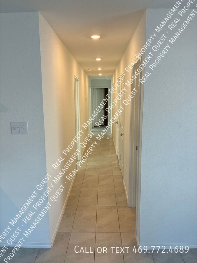 Building Photo - 474 Reverie Wy