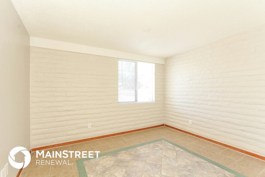 Building Photo - 8411 E Colette St