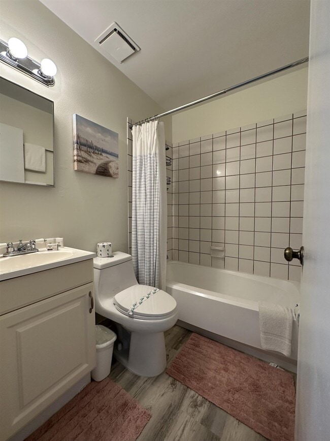 Building Photo - 776 Bahia Dr