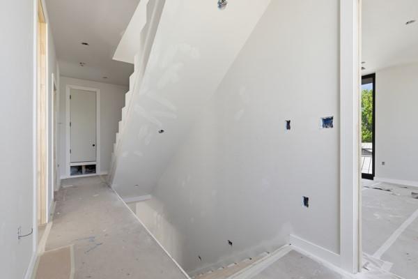 Building Photo - 1403 Barton Hills Dr