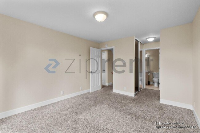 Building Photo - 454 Bolinger Common