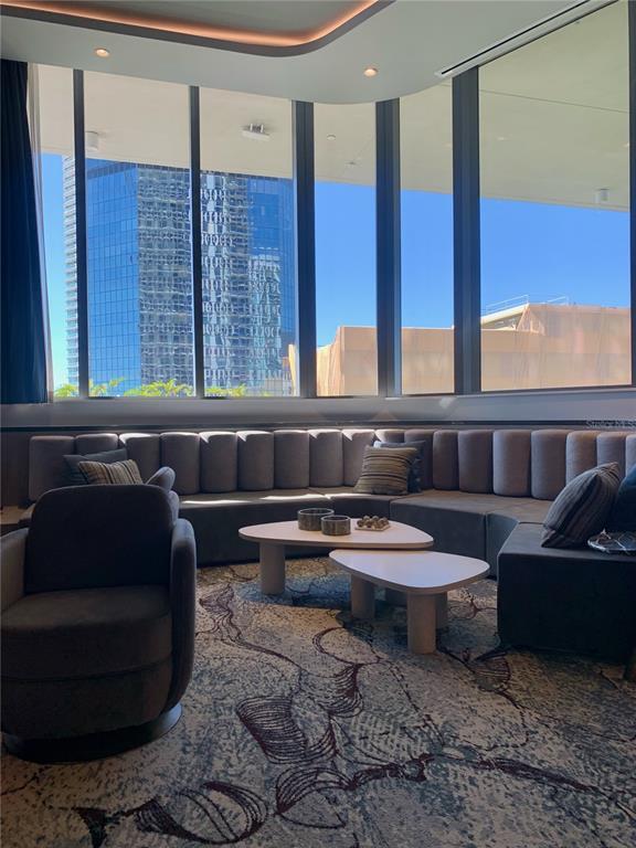 Building Photo - 275 1st Ave S