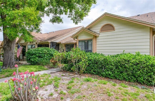 Building Photo - 2617 Bentley Dr