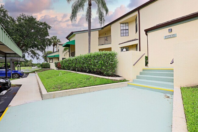 Building Photo - Terraverde 17240-2