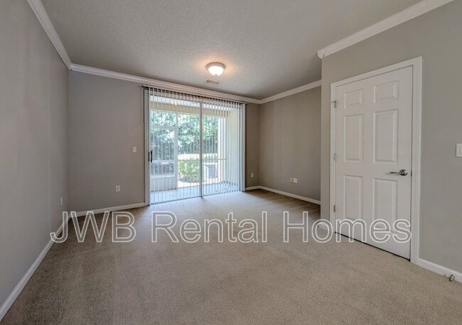 Building Photo - 8090 Summer Cove Ct
