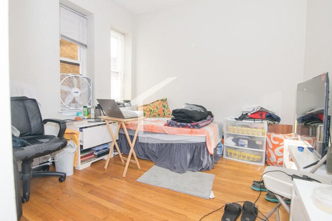 Building Photo - Nice 2 bed in Fenway