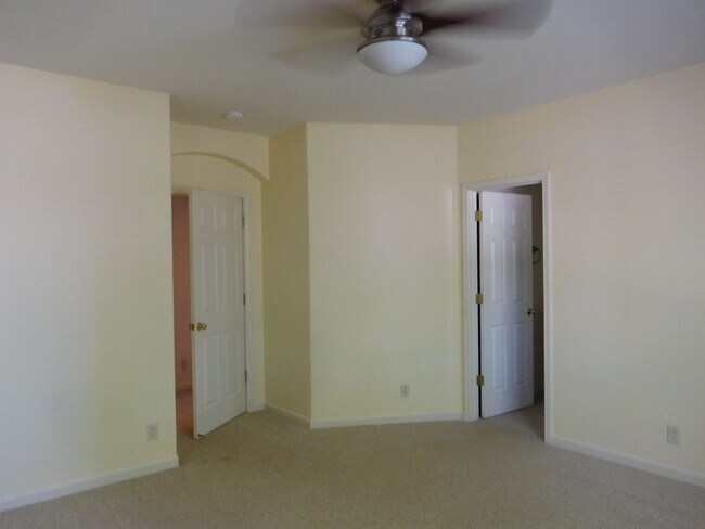 Building Photo - Damonte Ranch Single Level Home