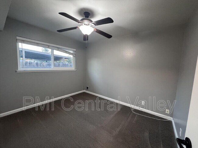 Building Photo - 1314 Carolyn Ave