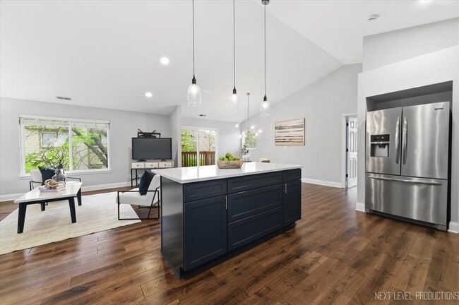 Building Photo - 1078 Park Hill Cir