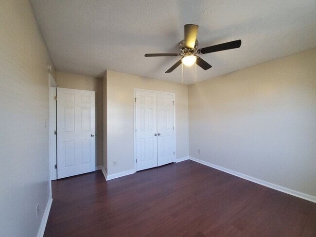 Building Photo - 7886 Uriah Dr