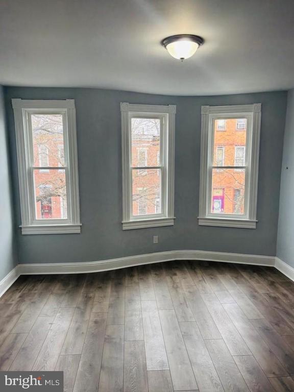 Building Photo - 2424 Woodbrook Ave