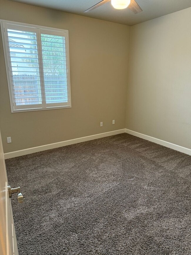 Building Photo - Charming 3 bedroom 2 bathroom with an office, located in Quail Run