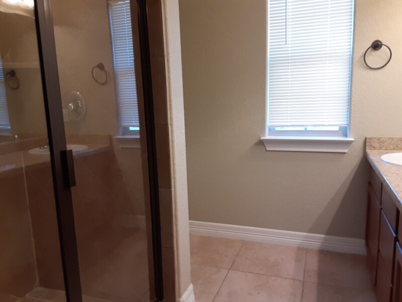 Building Photo - 106 Cornell Ave