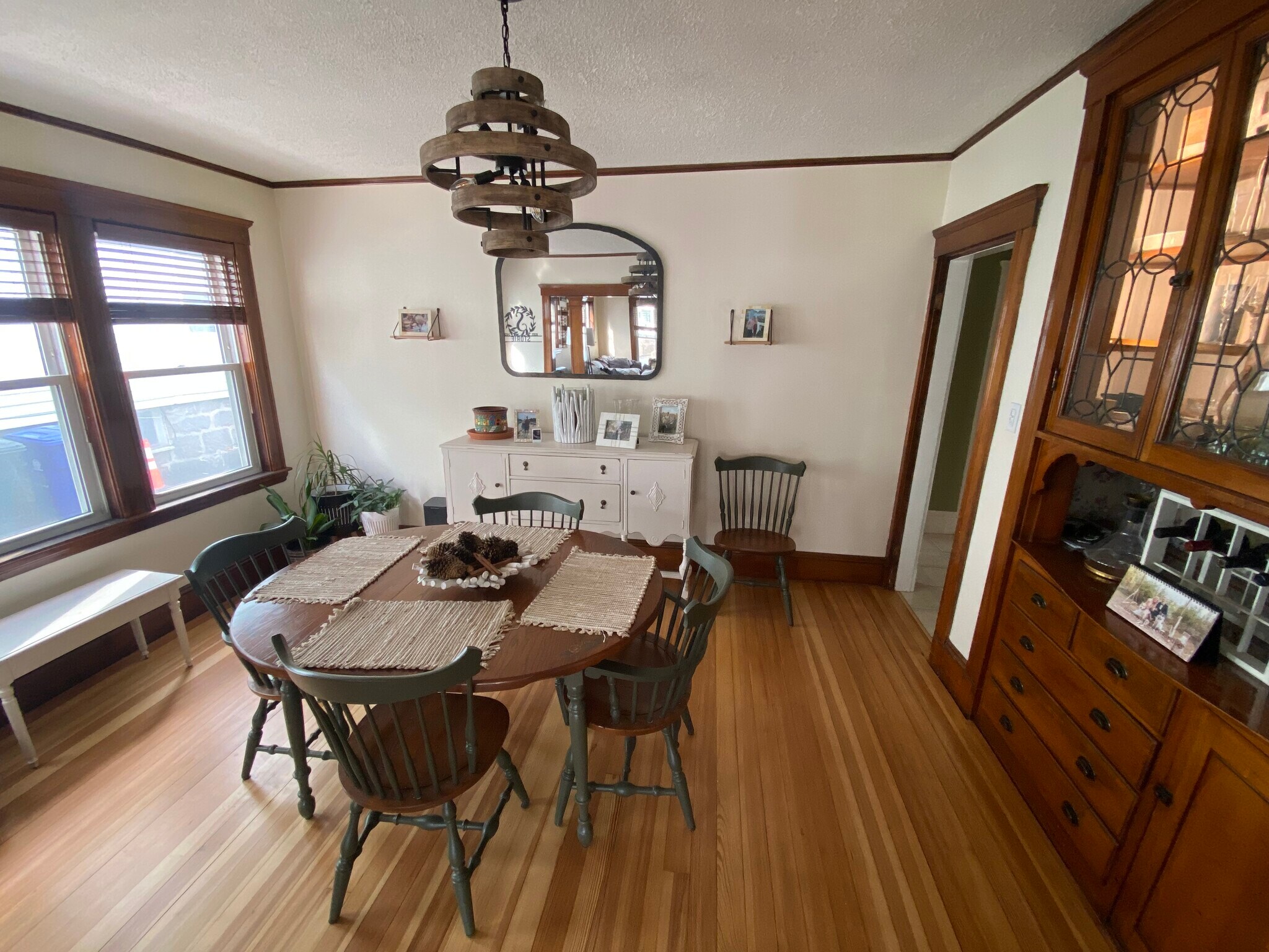 Building Photo - 23 Train St