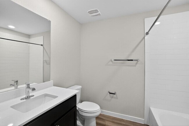 Building Photo - 116 Halford Rd