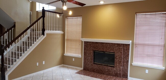 Building Photo - 3460 Braes Meadow Dr