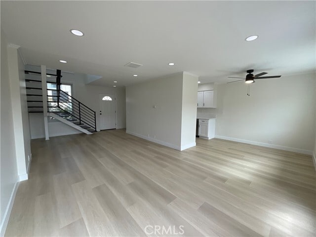 Building Photo - 9745 Port Royal Cir