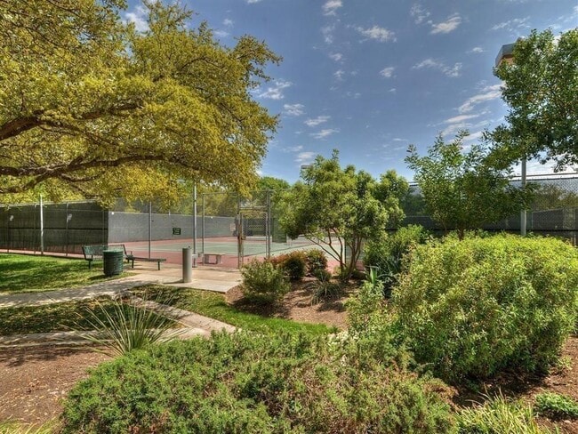 Building Photo - 7409 Potters Trail