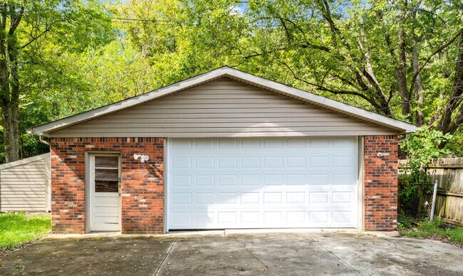 Building Photo - 8216 Afterglow Dr