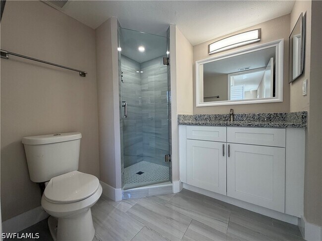 Building Photo - 5317 Summerlin Rd