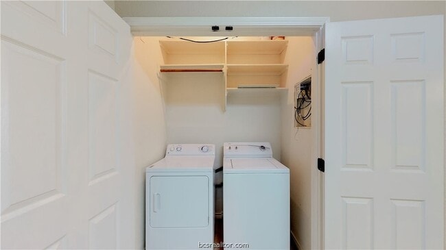 Building Photo - 111 Kleine Ln