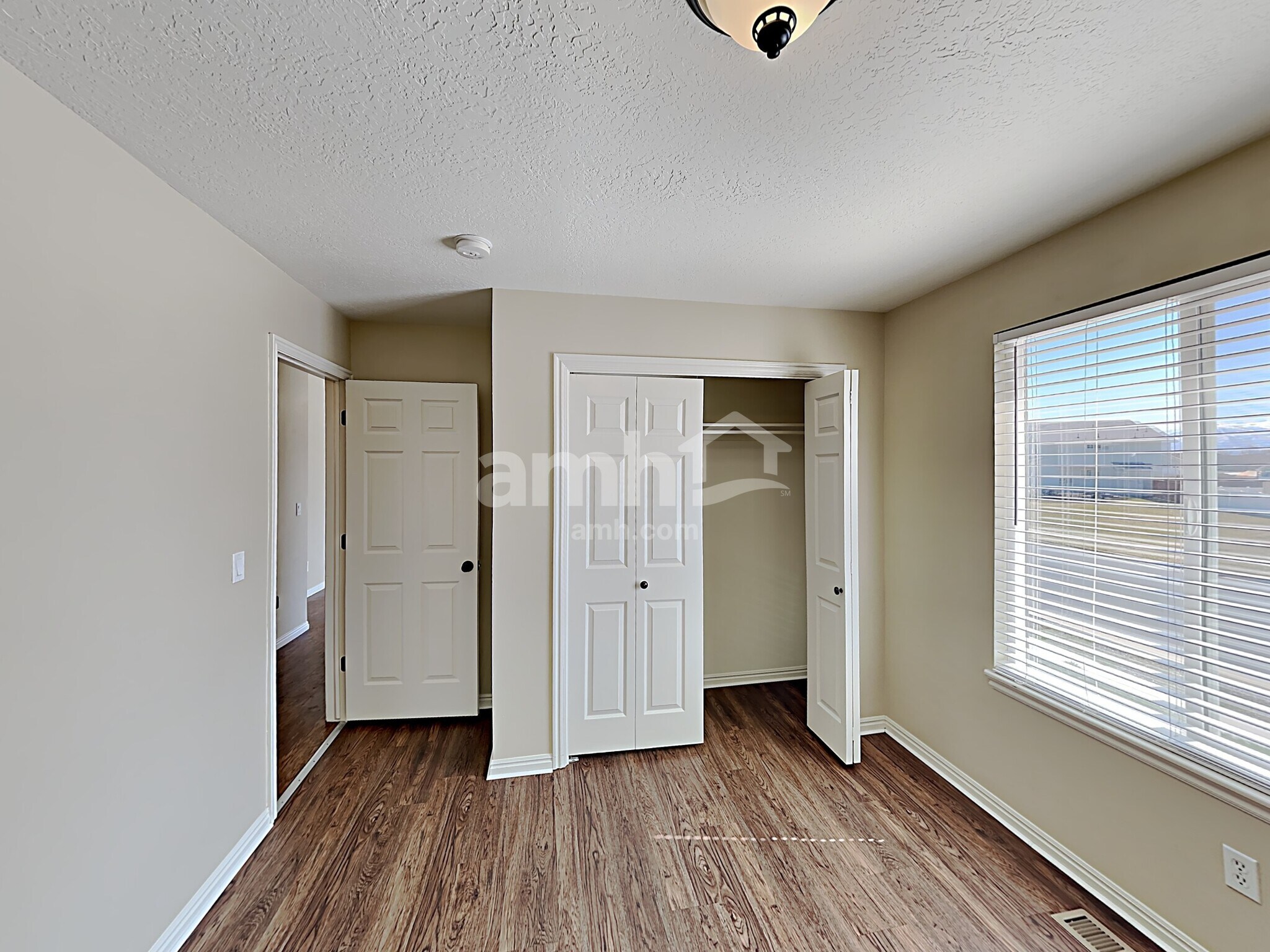 Building Photo - 2384 W 2200 S