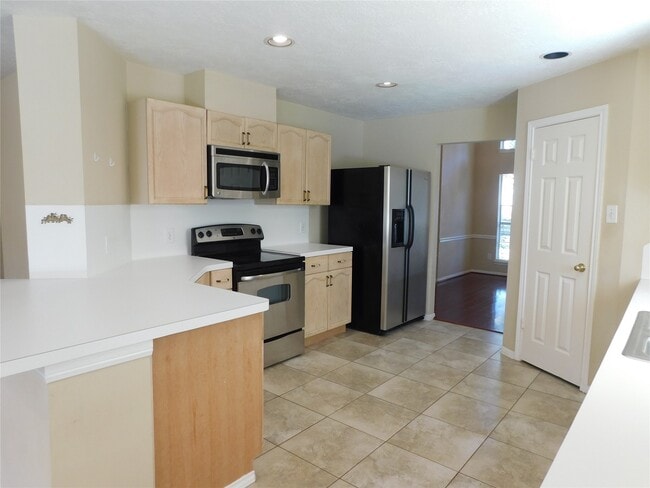 Building Photo - 122 High Meadows Dr