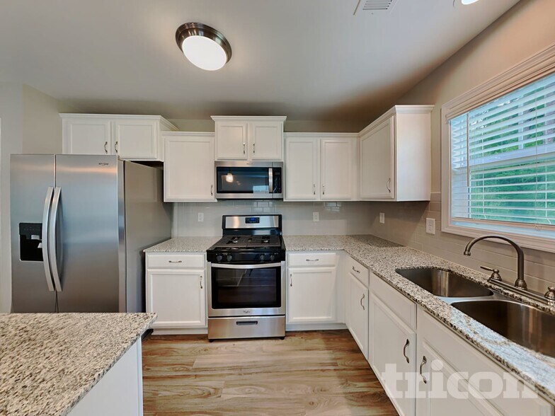 Building Photo - 285 Turnfield Dr.