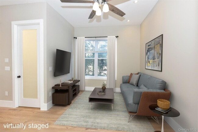 Building Photo - 127 Pine St