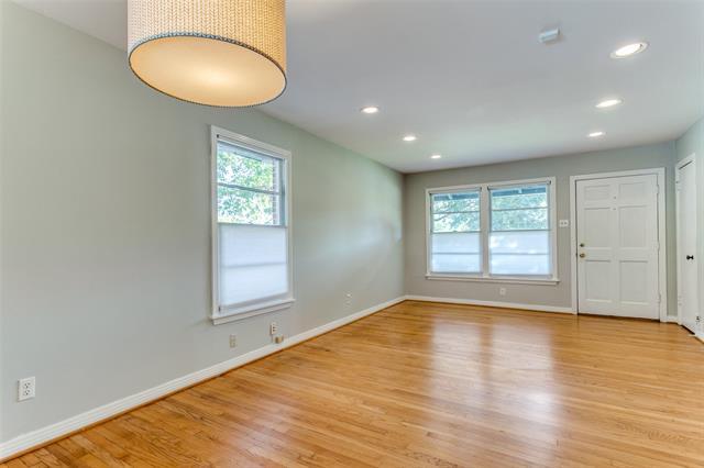 Building Photo - 10527 Solta Dr