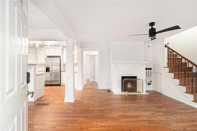 Building Photo - 1719 Flat Shoals Rd SE