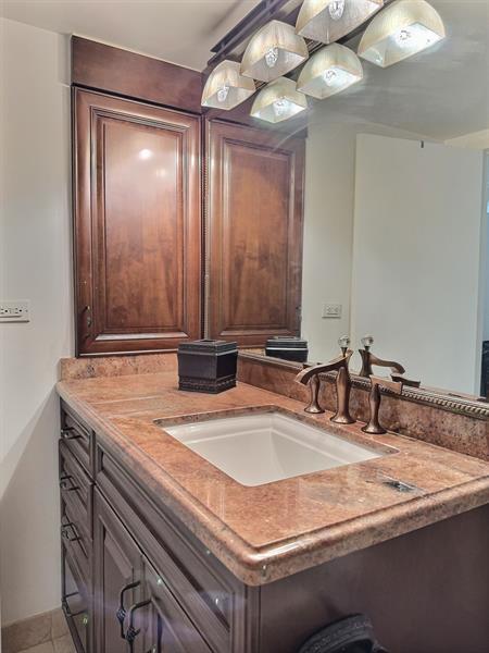 Building Photo - 2030 S Ocean Dr