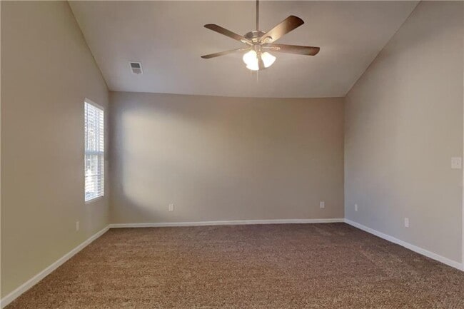 Building Photo - 780 Ashland Park Way SE