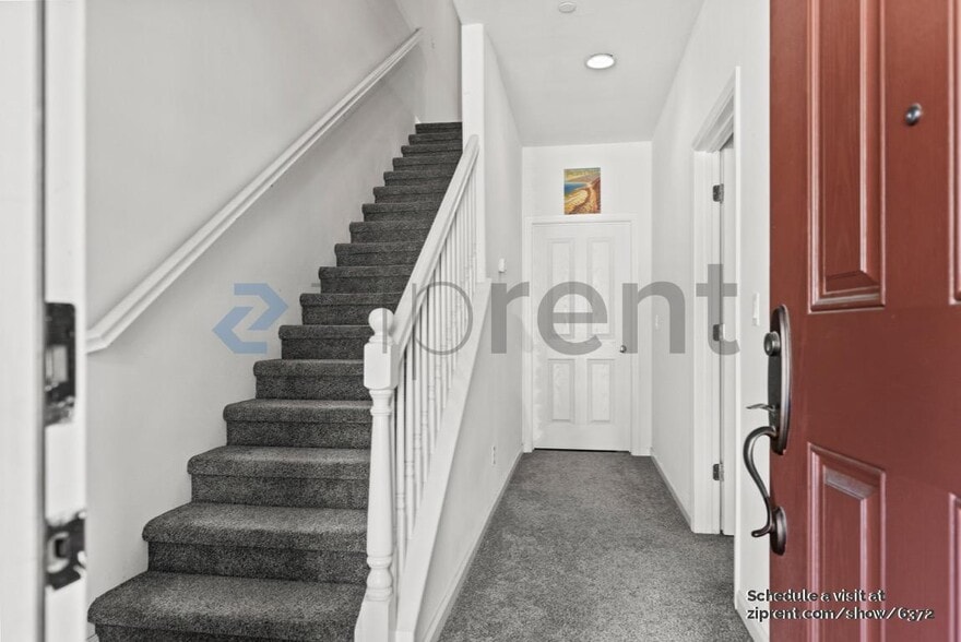 Building Photo - 681 Fernleaf Dr