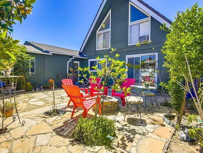 Building Photo - Private Furnished Bedroom for Rent – Near SDSU  Comfortable and fully furnished private bedroom a...