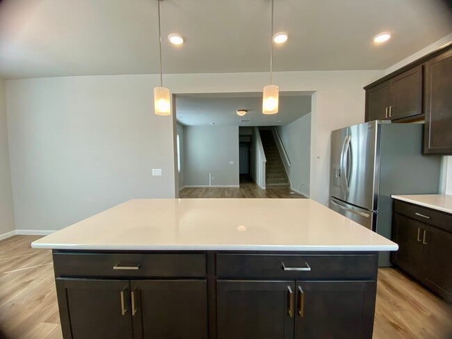 Building Photo - Newly Built 3 Bedroom, Powers and Research...