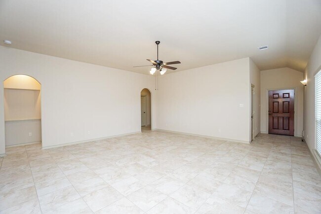 Building Photo - 2206 Argos Dr