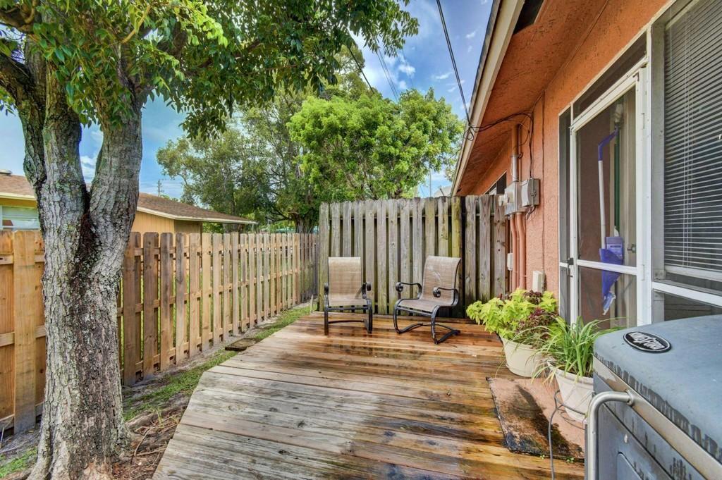 Building Photo - 4870 Purdy Ln