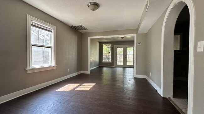 Building Photo - 2706 24th St