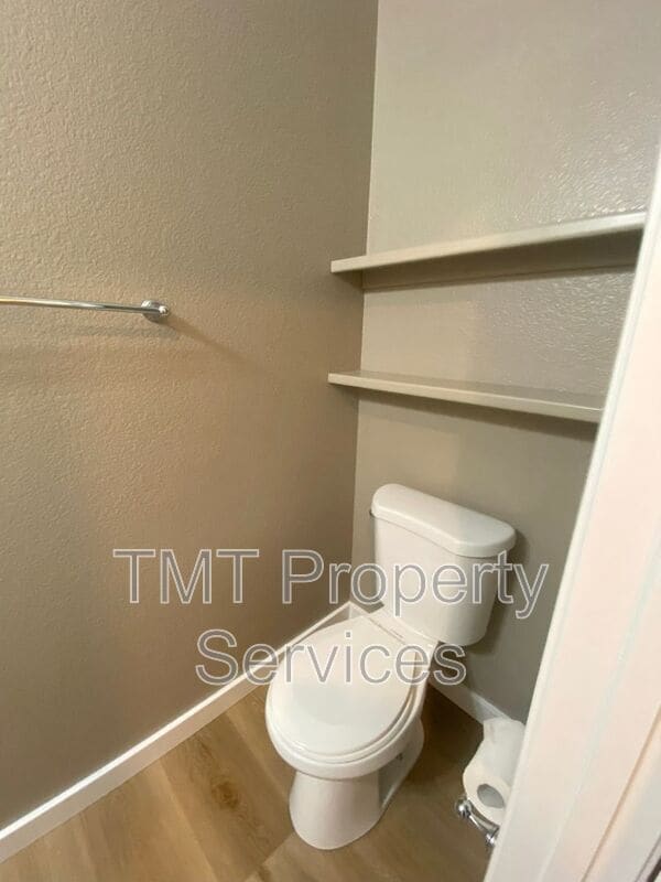 Building Photo - 8966 Forked Creek Way