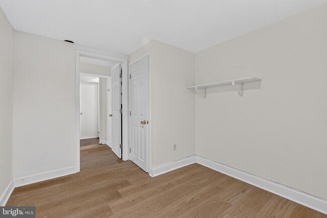 Building Photo - 10522 Lime Tree Way