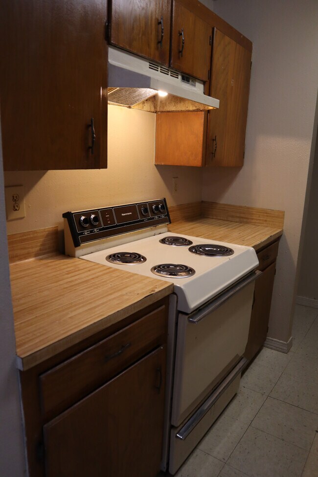 Building Photo - Scotsdale