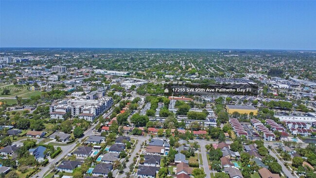 Building Photo - 17255 SW 95th Ave